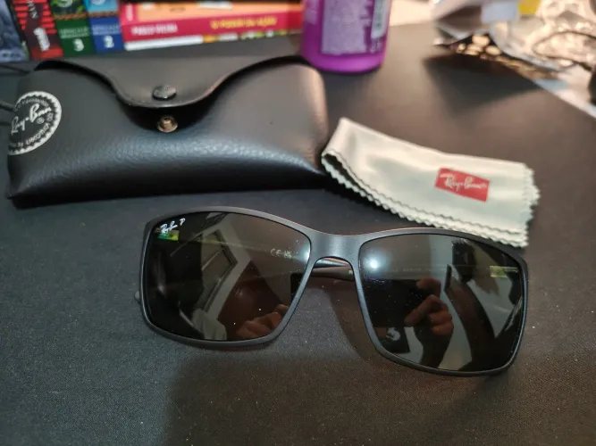 Óculos de sol Ray-Ban Lifeforce RB-4179 ORIGINAL