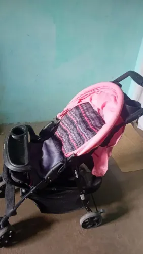 Carrinho de bebê, Apenas 80 reais , em ótimo estado , usado apenas algumas vezes