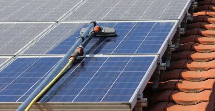 Limpeza de Placa Solar 
