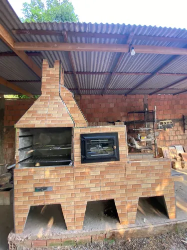 Conjunto trio Churrasqueira forno e fogão a lenha