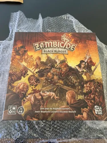 Zombicide Black Plague novo lacrado em perfeita condição 
