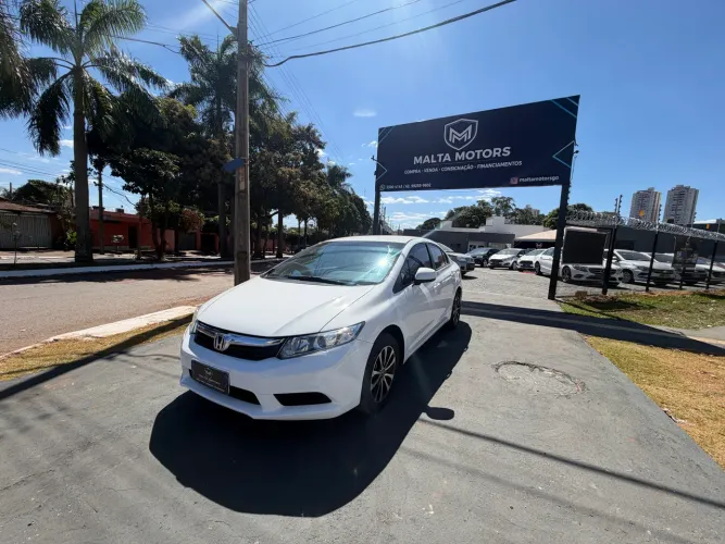 Honda Civic Sedan LXS 1.8/1.8 Flex 16V Aut. 4P 2015