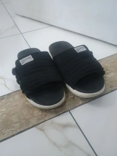 Chinelo Nike Asuna