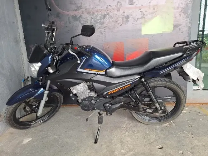 Yamaha Factor seminova 