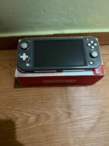 Nintendo switch lite Desbloqueado (LEIA DESCRIÇÃO)