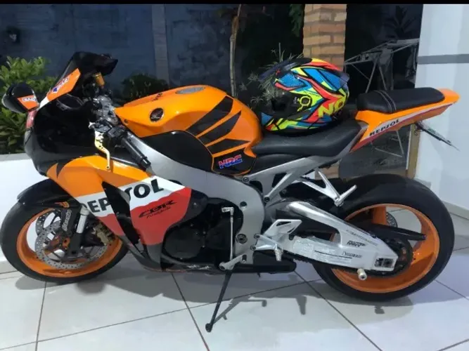 CBR1000 RR Repsol ( Vendo\Troco )