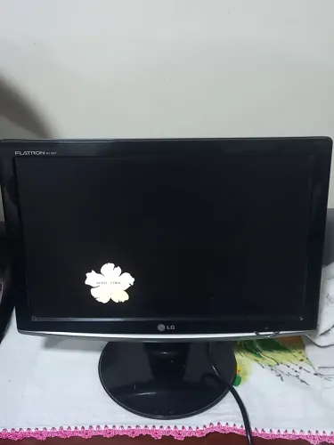 Monitor LG Flatron LCD 17 polegadas