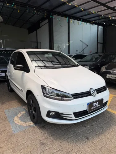Volkswagen Fox Highline 1.6 Flex 16V 5P 2017