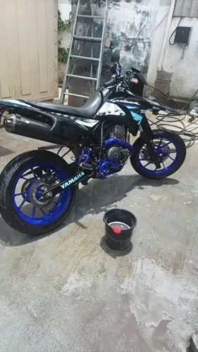 Lander 250X original,rodas da fazer 2020 tenho as originais tbm