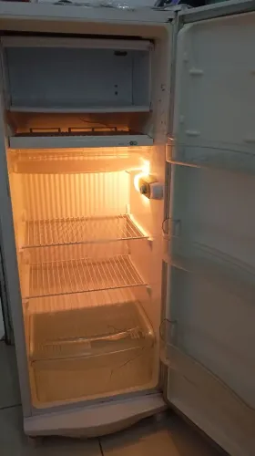 Geladeira Consul