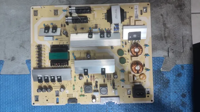 Placa da fonte TV Samsung UN70AU7700