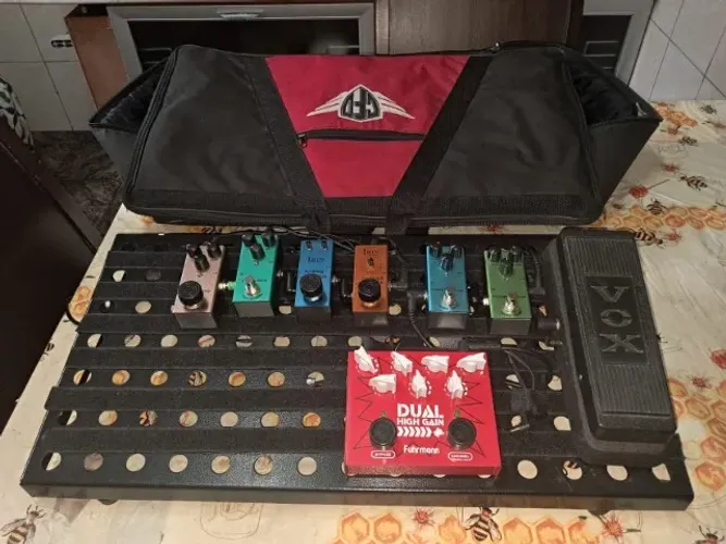 Pedalboard Completo Montado com Fonte + Bag (Vox, Fuhrmann, Irin e +) - Impecável