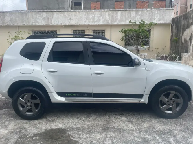 Renault Duster Dynamique 2.0 Hi-flex 16V Aut. 2015