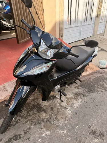 VENDO BIZ 125 ES 