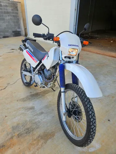 XR 200r, 2001