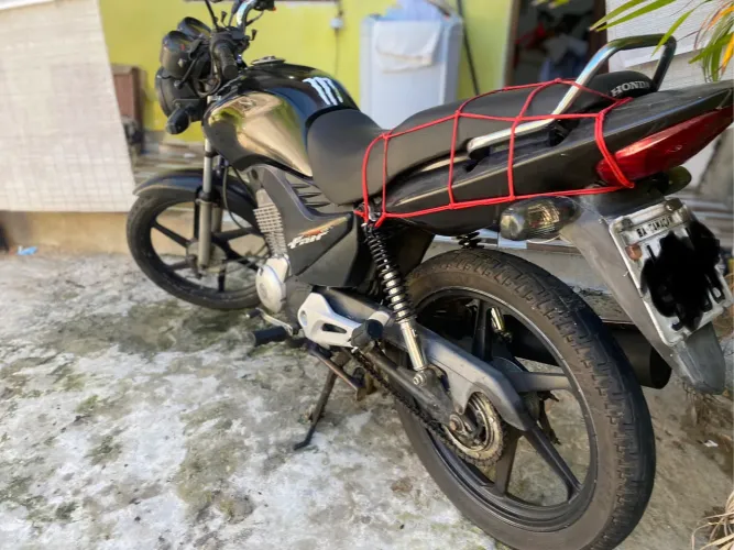 Cg 125 ÉS 2009