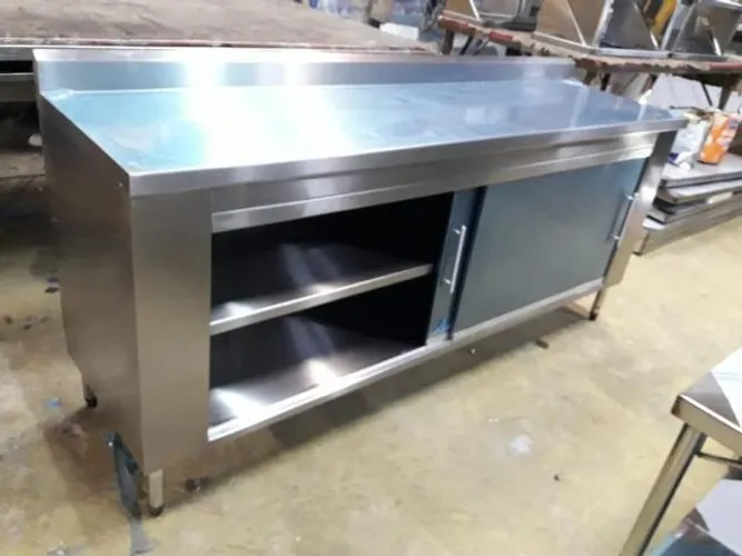 Gabinete a seco industrial em aço inox sob medida
