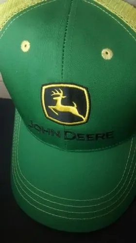 Boné John Deere