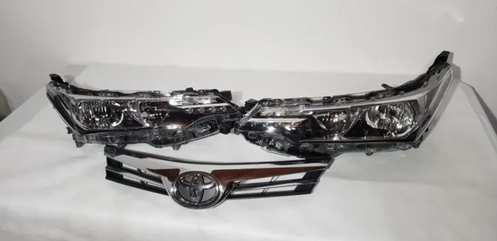 Farol Corolla Com Led Original 17/18 