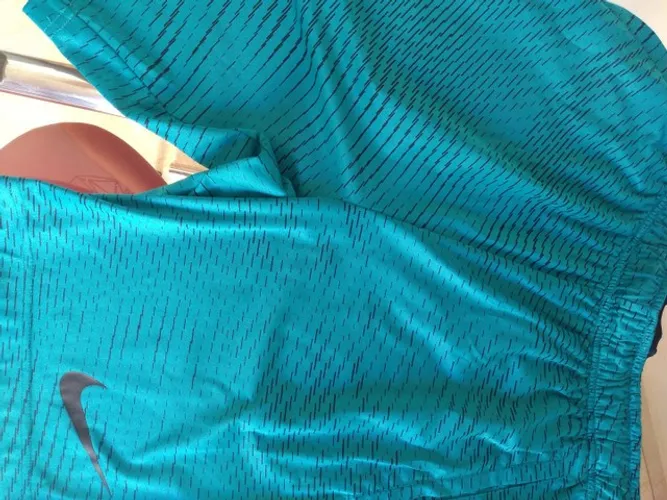 Bermuda Nike..