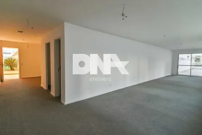 Sala-À VENDA-Recreio dos Bandeirantes-Rio de Janeiro-RJ
