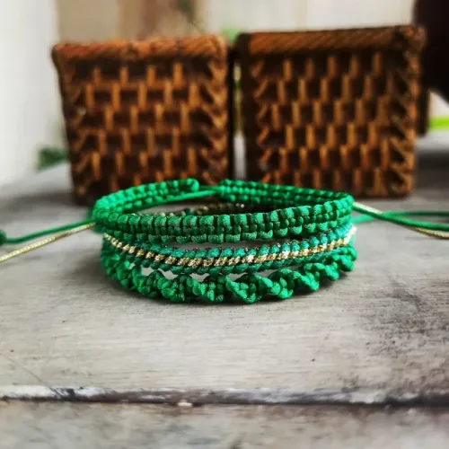 Kit de pulseiras verde