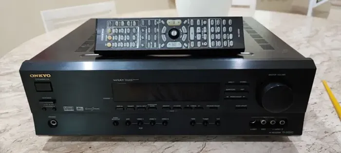 Receiver Onkyo TX-SR500
