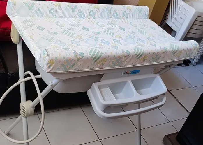 Banheira para bebê com trocador - Baixei pra vender logo