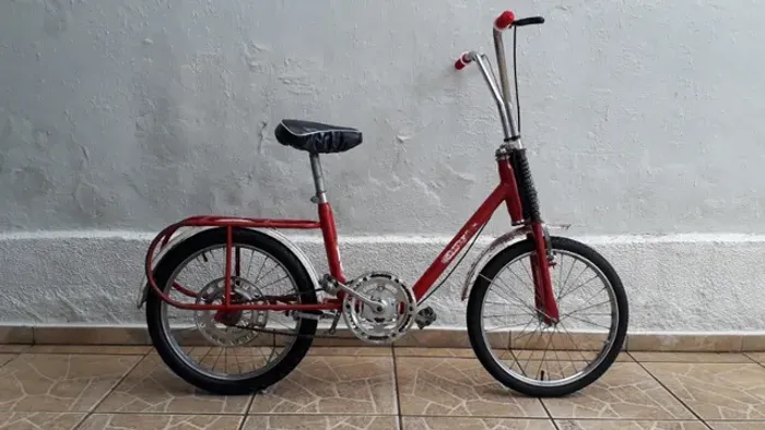 Bicicleta antiga Caloi Berlineta Role aro 20
