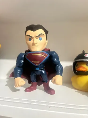 Boneco superman novo lindo