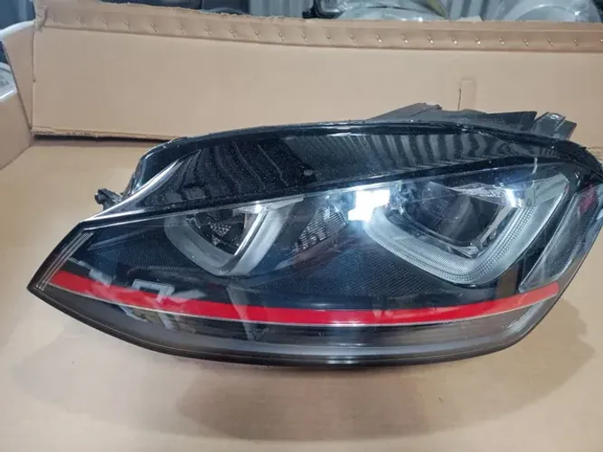 Farol golf gti