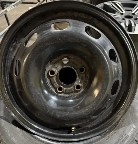 Roda de Ferro Polo Aro 15 Modelo Novo