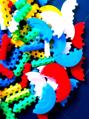 Brinquedo Pinos Coloridos Estrela, 230 Pçs! Seminovo