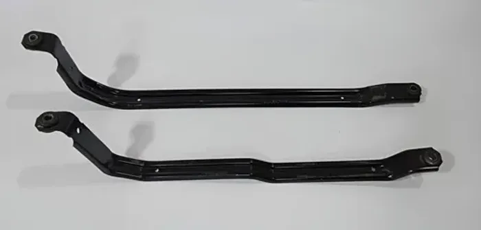 Par Suporte Tanque Combustível Bmw 135i 2014 2015 - Preto