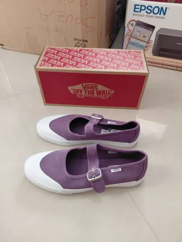 Mary Jane Vans 38