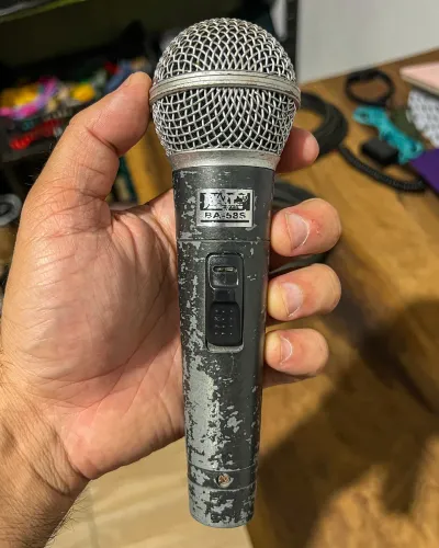 Microfone dinâmico JWL