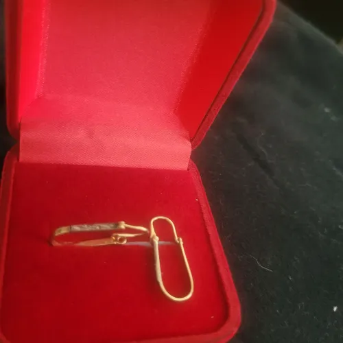 Brincos pequenos de ouro 18k 