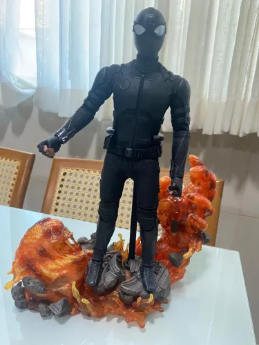 Spider Man Stealth Suit Deluxe 1/6 hot toys