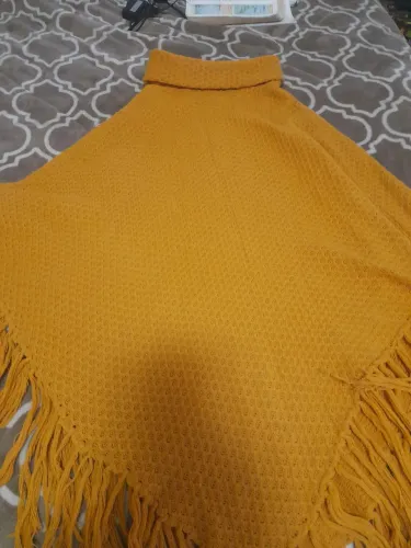 Poncho Mostarda com Franjas