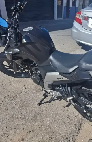Vendo FZ25