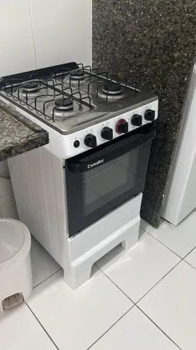 Fogão 4 bocas todo file, funcionando perfeitamente