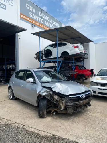 Sucata em Peças Hyundai I30 2.0 Ano 2009/2010