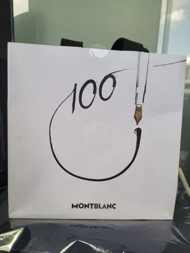 Caneta  Montblanc Pix Resina Preciosa.