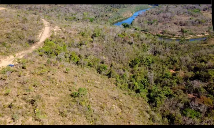 Lote de 1000m2 divida de jabo e lagoa santa  