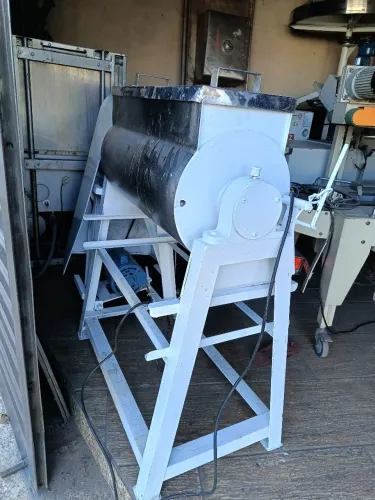 Misturadeira de massas leão 30Kg 