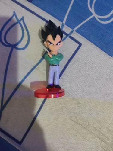 Boneco de Dragon ball gt vegeta