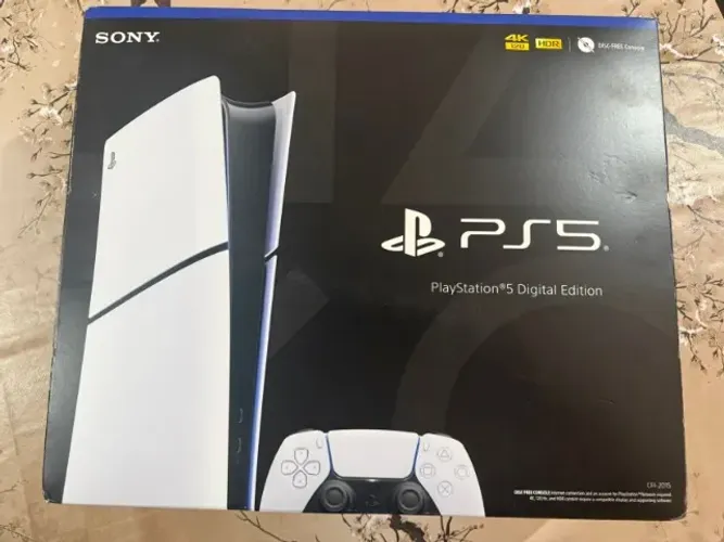 PS5 - PLAYSTATION 5 SLIN MIDIA DIGITAL 1T. (LACRADO)