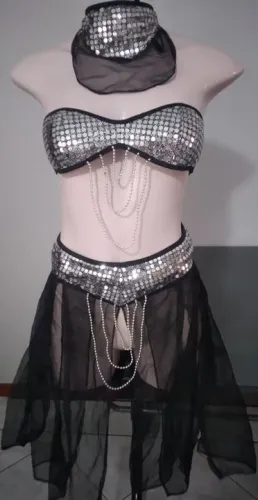 Fantasias adulta feminina. 