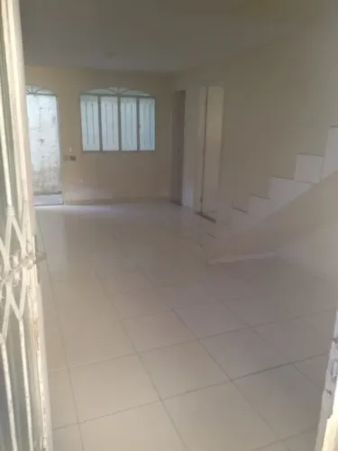 Aluga-se casa na rua do Algodão Ricardo de Albuquerque