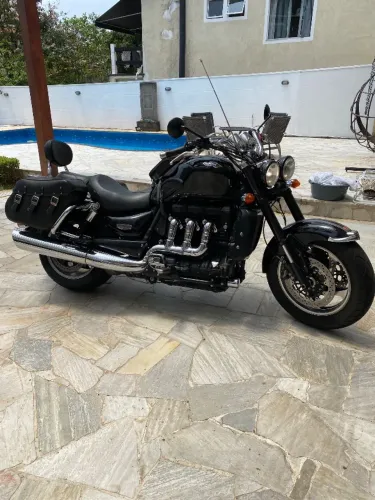 Moto zerada linda linda    Somente venda 